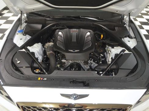 Used 2018 Genesis G80 3.3T Sport image 9