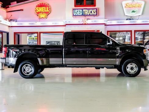 Used 2019 Ford F350 King Ranch w/ King Ranch Ultimate Package AWD/4WD image 7