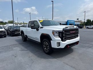 Used 2022 GMC Sierra 2500 AT4 w/ AT4 Premium Plus Package AWD/4WD video 1