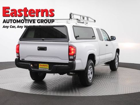 Used 2020 Toyota Tacoma SR RWD image 5
