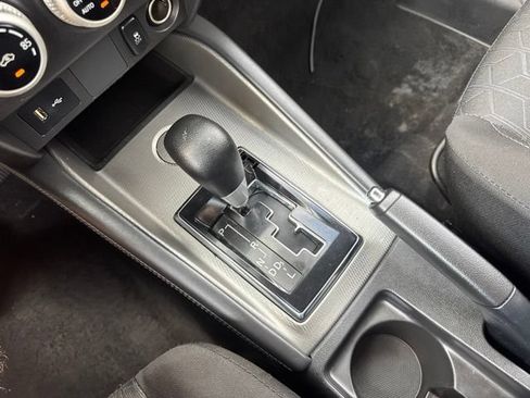 Used 2020 Mitsubishi Outlander Sport Black Edition FWD image 18