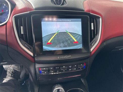 Used 2018 Maserati Ghibli image 29