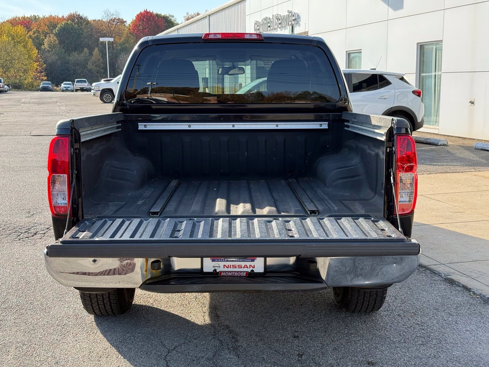 Used 2012 Nissan Frontier SV w/ SV Premium Utility Pkg AWD/4WD image 38