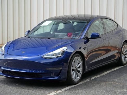 Used 2021 Tesla Model 3 Long Range AWD/4WD image 48