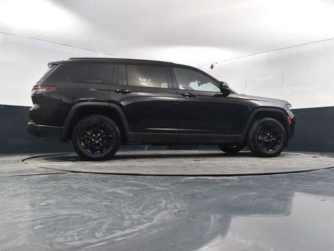 Used 2024 Jeep Grand Cherokee L Laredo image 52