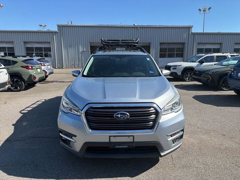Used 2020 Subaru Ascent Limited w/ Technology Package AWD/4WD image 3