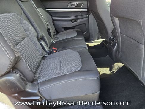Used 2019 Ford Explorer XLT w/ Equipment Group 201A image 16