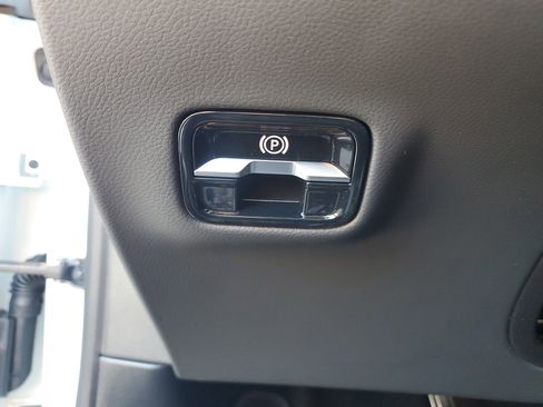 Certified 2026 Mercedes-Benz E 350 Sedan image 34