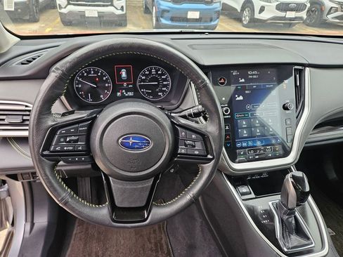 Used 2025 Subaru Outback Onyx Edition AWD/4WD image 17