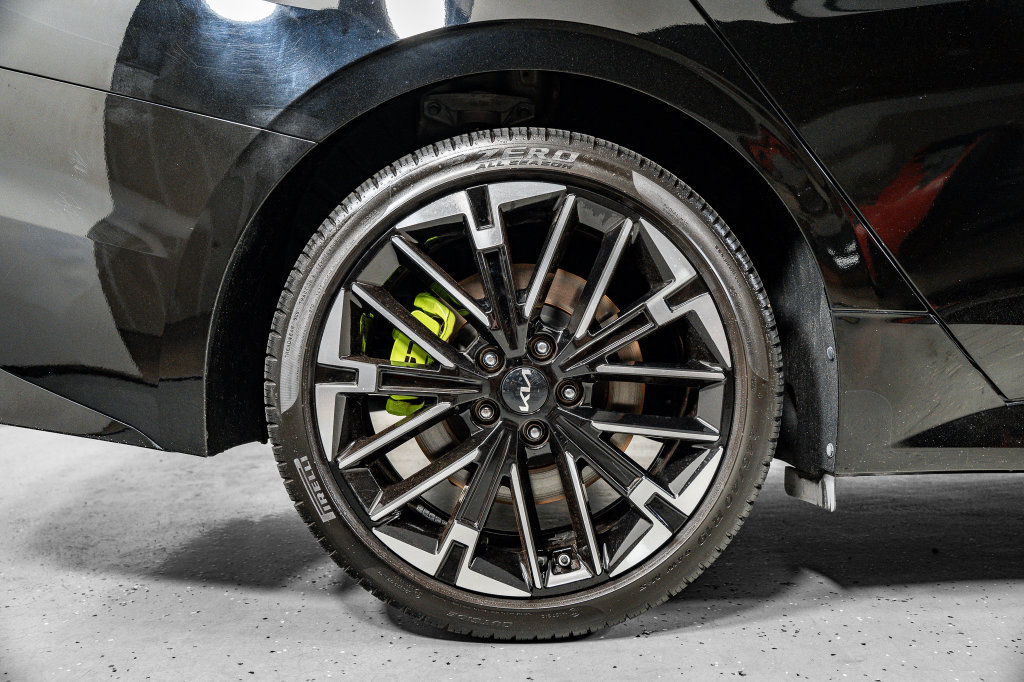 Used 2025 Kia K5 GT FWD image 7
