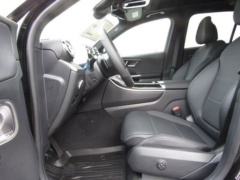 New 2026 Mercedes-Benz GLC 300 4MATIC image 9