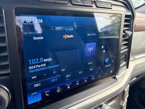 Certified 2022 Ford F150 Lariat image 25