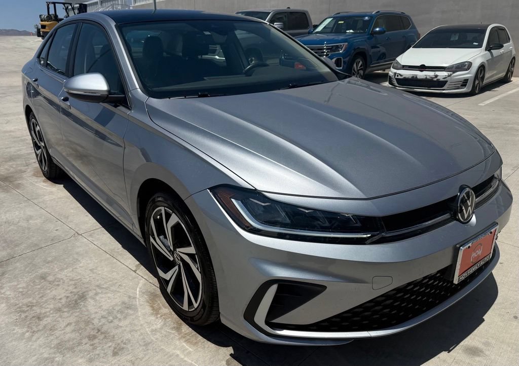 Certified 2026 Volkswagen Jetta SEL FWD image 2