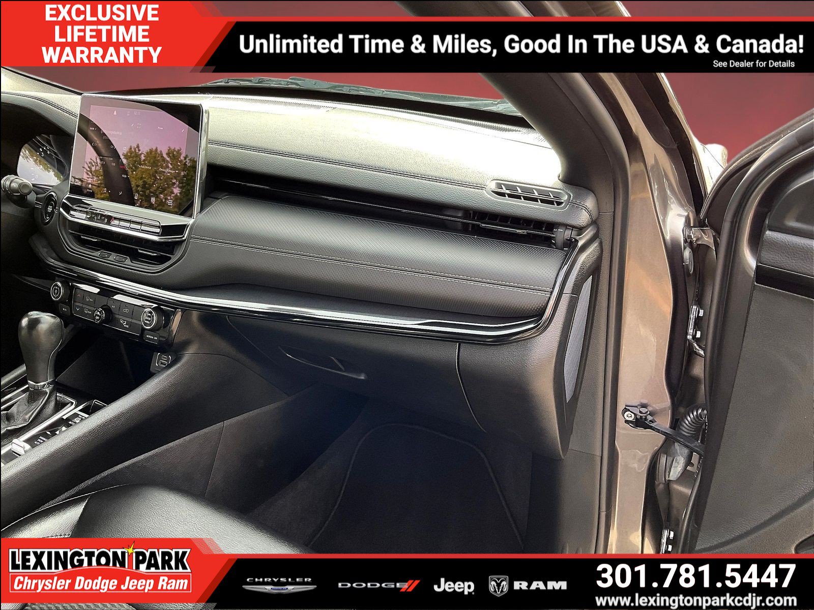 Used 2022 Jeep Compass Latitude AWD/4WD image 23