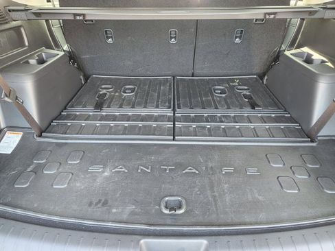 Used 2025 Hyundai Santa Fe SE image 32