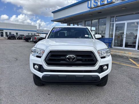 Used 2022 Toyota Tacoma SR5 image 2