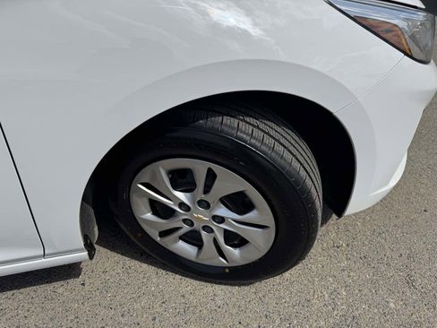 Used 2019 Chevrolet Cruze LS image 40