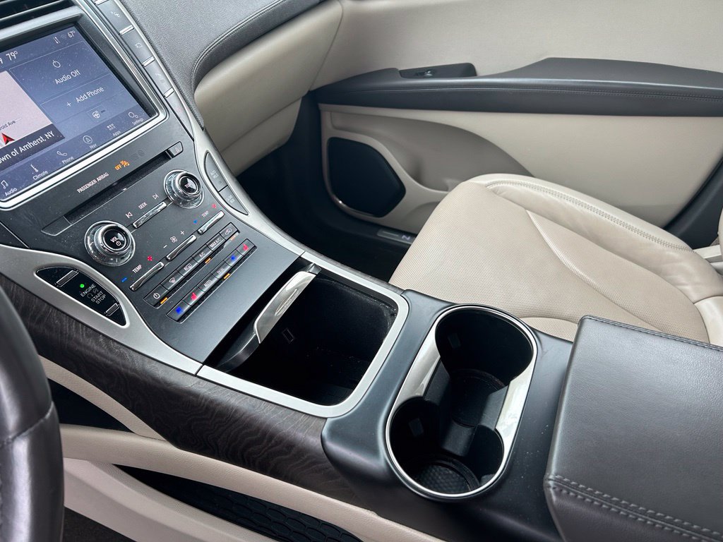 Used 2020 Lincoln Nautilus Reserve AWD/4WD image 14