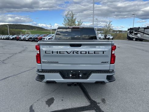 Used 2024 Chevrolet Silverado 1500 RST image 6