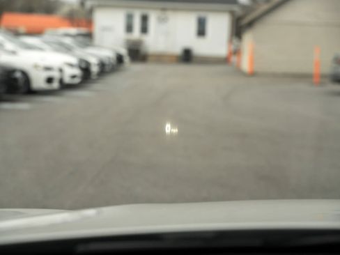 Used 2018 BMW X1 xDrive28i w/ Premium Package image 29