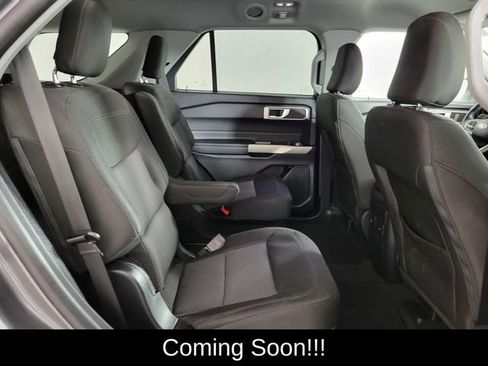 Used 2023 Ford Explorer XLT image 17