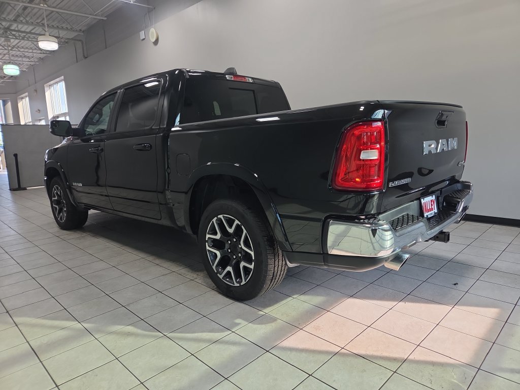 Used 2026 RAM 1500 Laramie AWD/4WD image 6