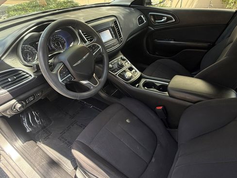 Used 2015 Chrysler 200 Limited FWD image 14