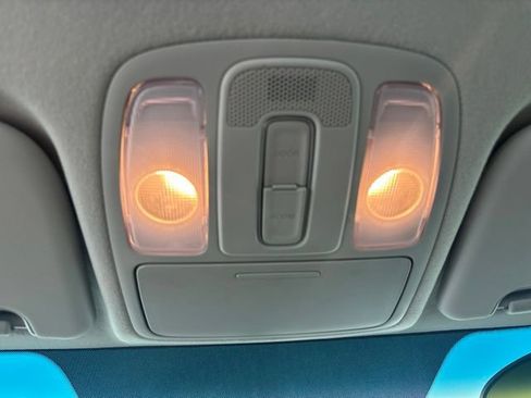 Used 2019 Kia Soul FWD image 7