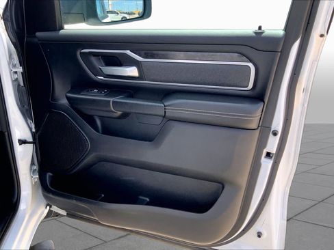 Used 2022 RAM 1500 Lone Star AWD/4WD image 23