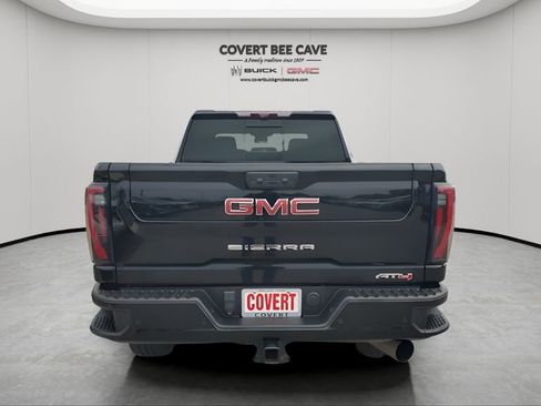 Used 2024 GMC Sierra 3500 AT4 w/ AT4 Premium Plus Package image 8