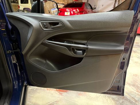 Used 2018 Ford Transit Connect XL FWD image 30