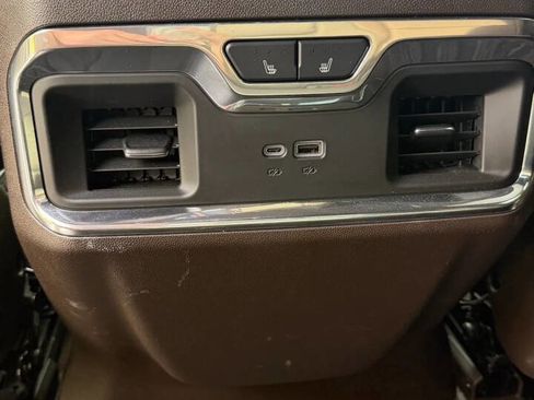 Used 2025 GMC Sierra 3500 Denali w/ Denali Reserve Package image 21