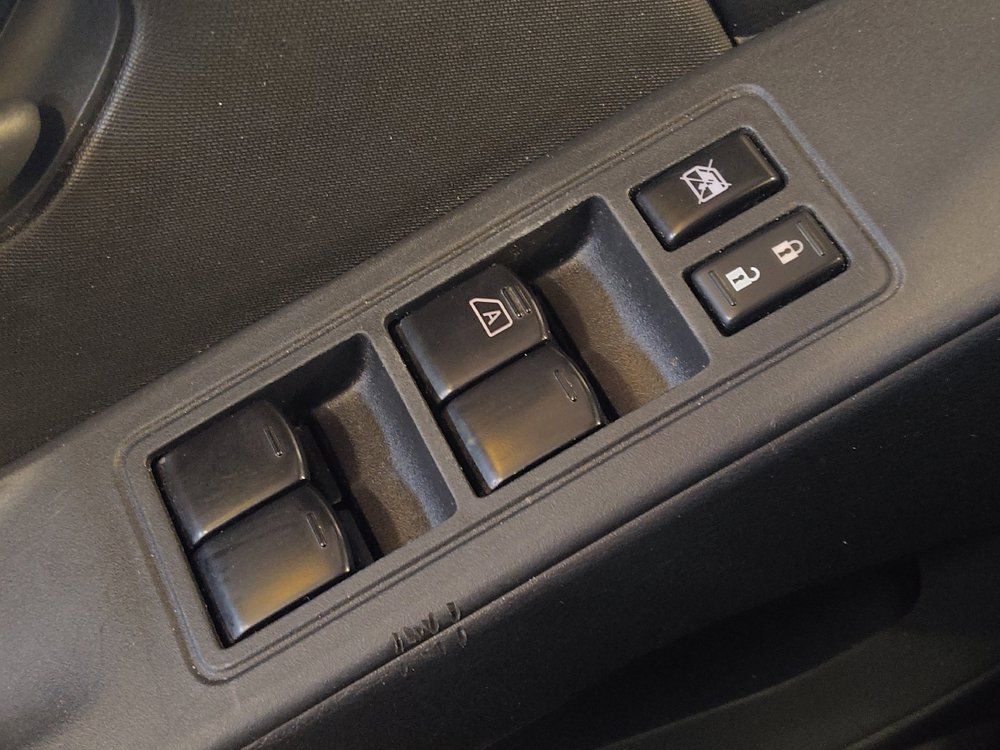 Used 2022 Nissan Frontier S w/ Technology Package AWD/4WD image 27