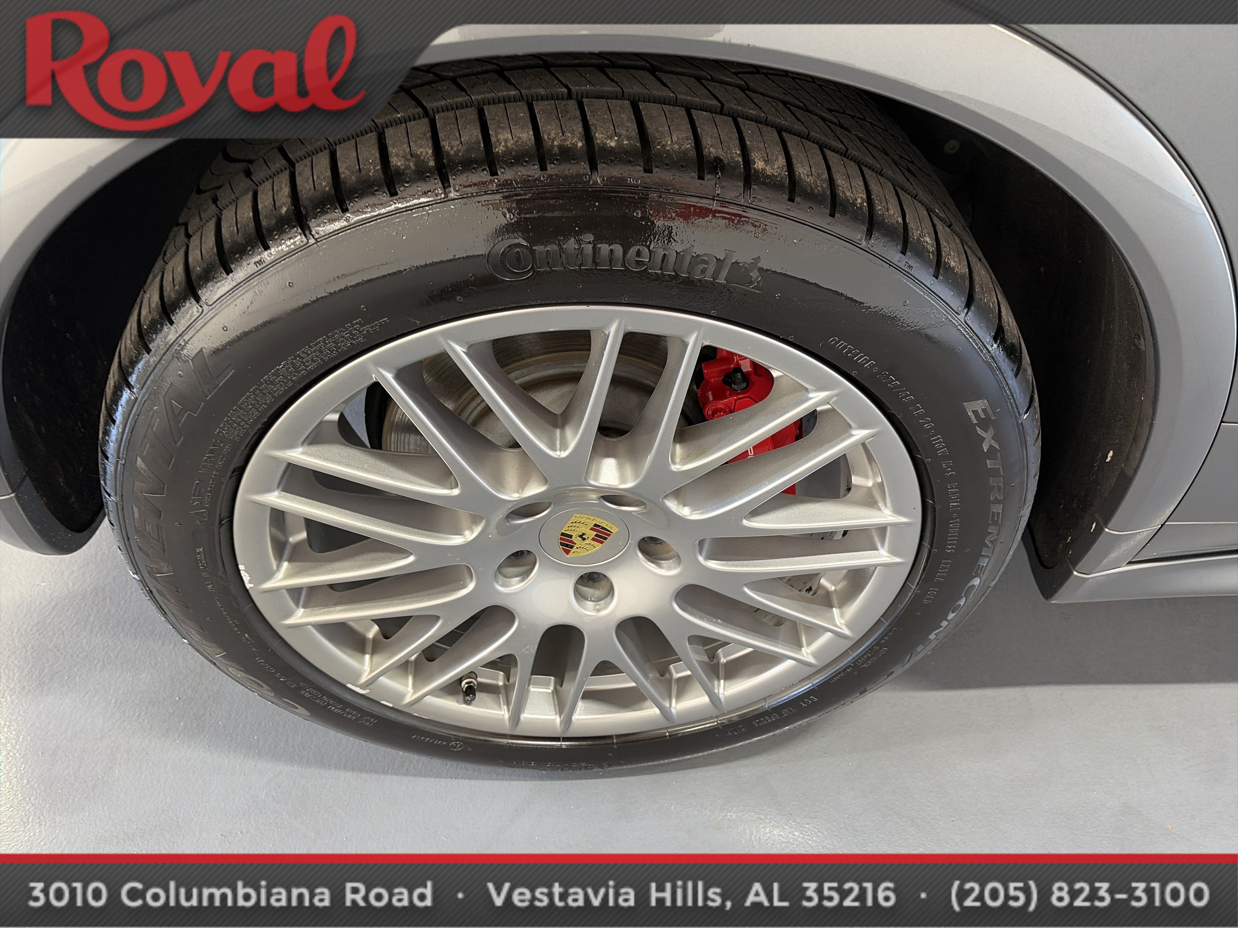 Used 2017 Porsche Cayenne GTS AWD/4WD image 13