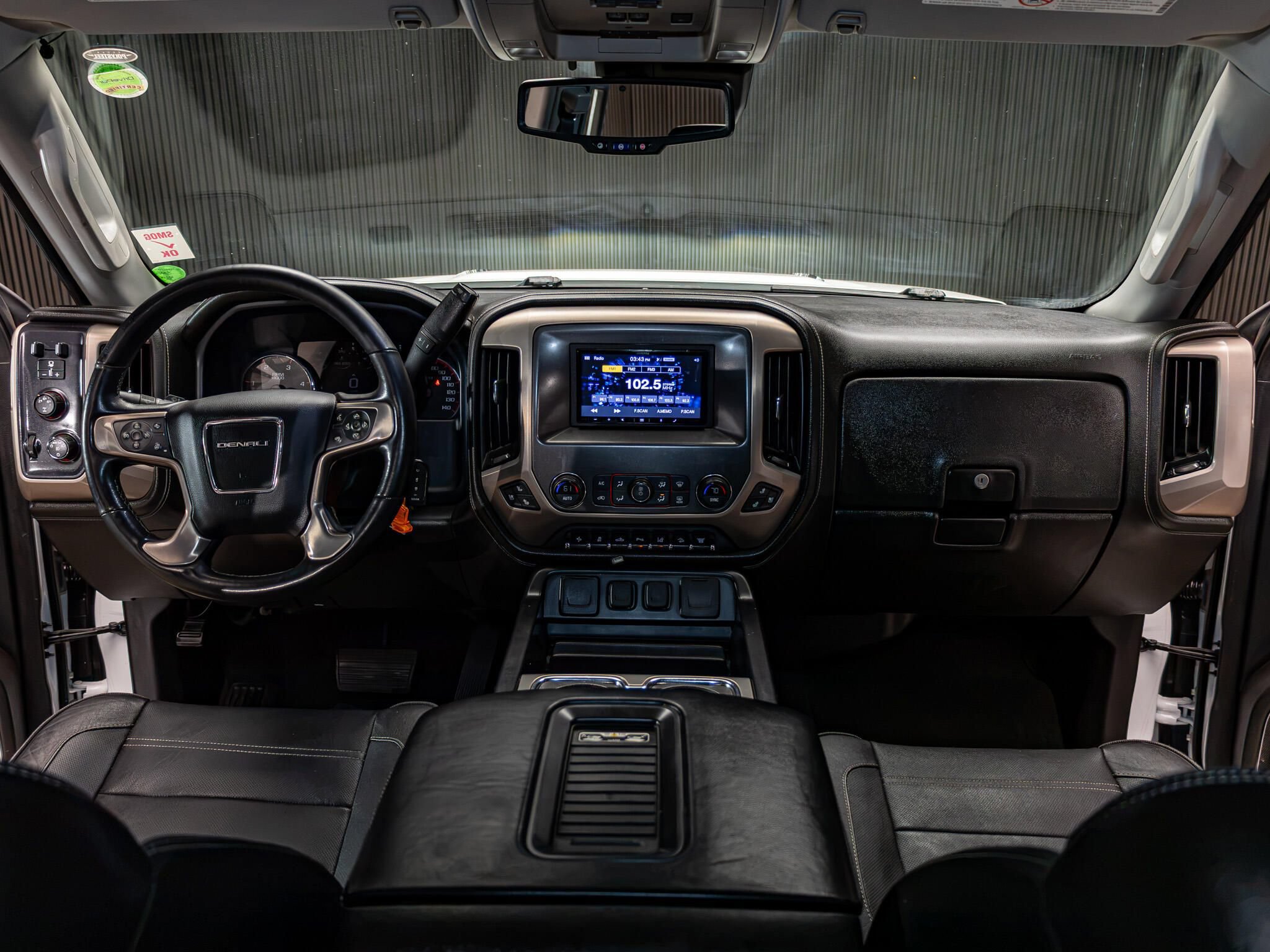 Used 2016 GMC Sierra 2500 Denali w/ Duramax Plus Package AWD/4WD image 14