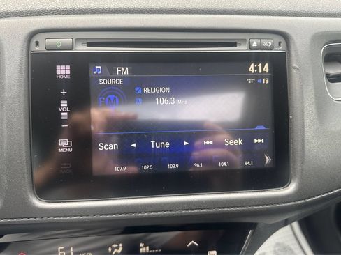 Used 2017 Honda HR-V EX image 13
