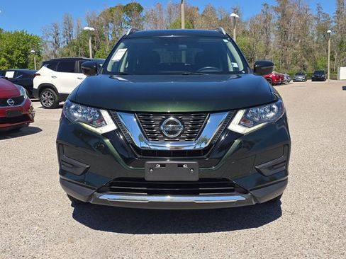Certified 2020 Nissan Rogue SV image 3