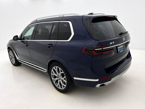 Used 2023 BMW X7 xDrive40i image 9