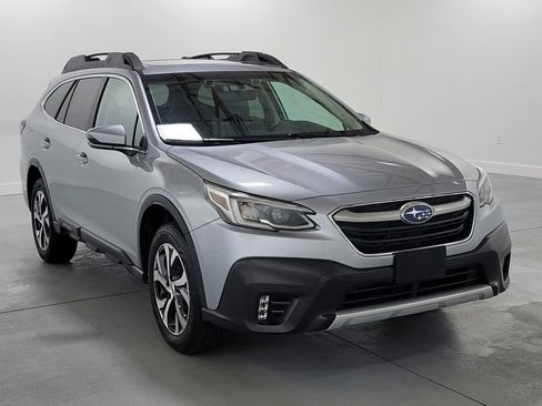 Used 2021 Subaru Outback Limited image 2