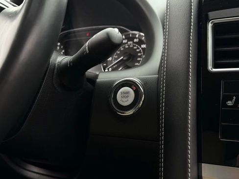 Used 2024 INFINITI QX80 Premium Select w/ Cargo Package image 11