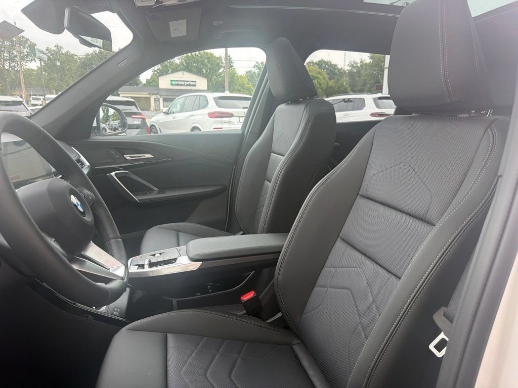 New 2027 BMW X1 xDrive28i AWD/4WD image 23