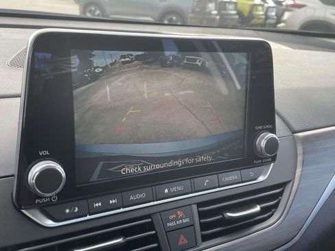 New 2025 Nissan Altima 2.5 SV image 25