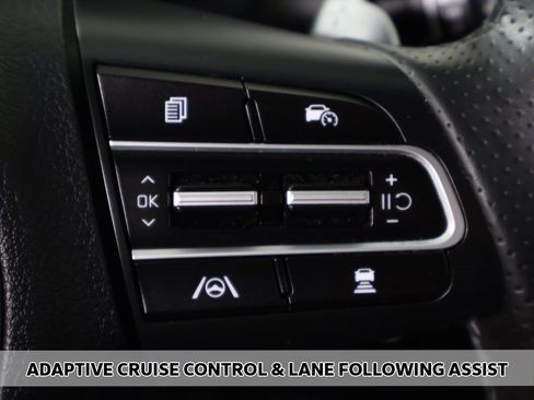 Used 2023 Kia Stinger GT2 image 7