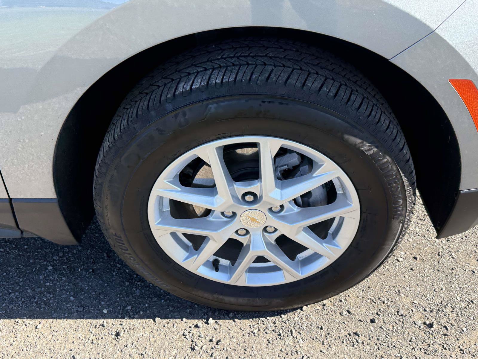 Used 2023 Chevrolet Equinox LT AWD/4WD image 7