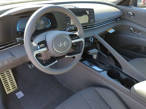 New 2026 Hyundai Elantra SEL Sport Premium FWD image 16