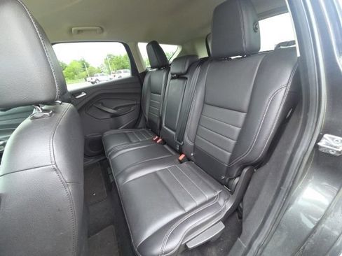 Used 2016 Ford Escape Titanium FWD image 17