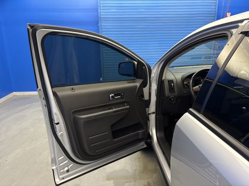 Used 2010 Ford Edge SEL AWD/4WD image 9