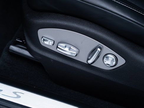 Certified 2024 Porsche Macan S AWD/4WD image 15