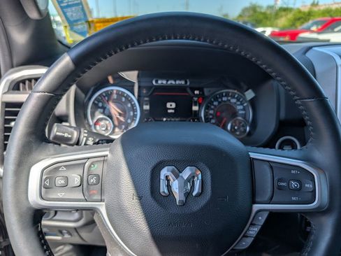 Used 2023 RAM 1500 Big Horn AWD/4WD image 11