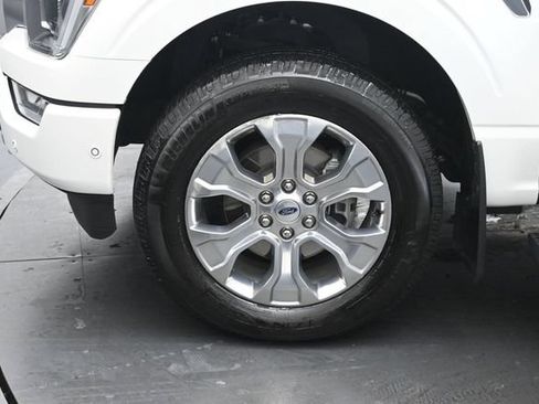 Certified 2022 Ford F150 Platinum w/ Equipment Group 701A High AWD/4WD image 35